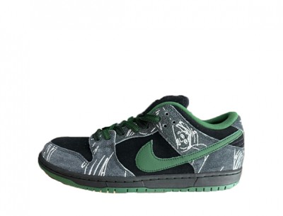 Fake THERE Skateboards x Dunk Low SB 