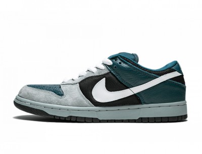 AAA Reps Nike SB Dunk Low Pro "Futura" 