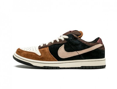 Knockoff Nike SB Dunk Low "Joe Strummer"