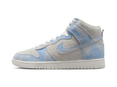 Off-brand Nike Dunk High "Clouds"