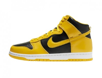 1:1 Replica Nike Dunk High "Varsity Maize" on Feet