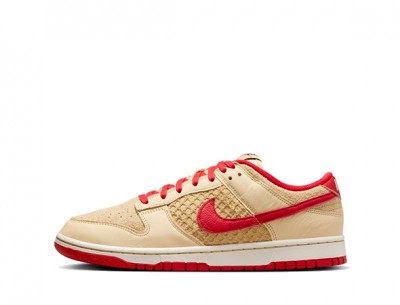 Replica Nike Dunk Low "Strawberry Waffle"