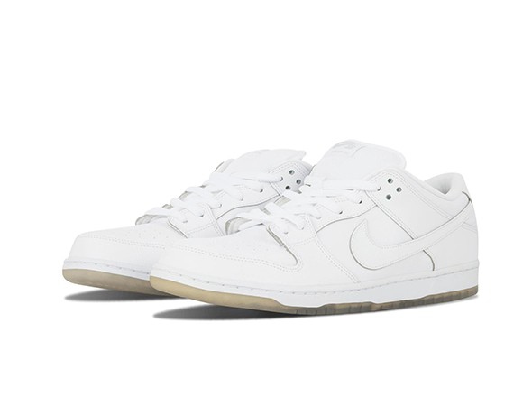 Nike sb on sale white ice