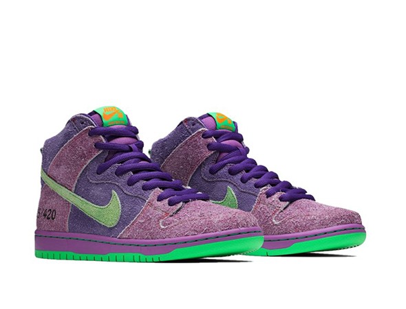 purple skunk sb dunks