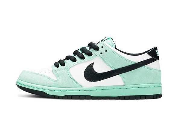 dunk low sea crystal