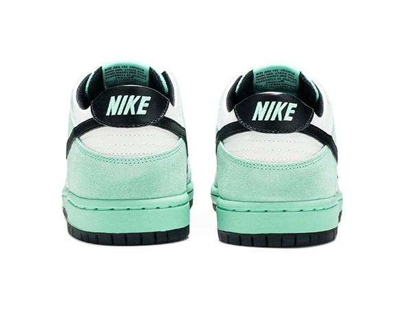 Order Fake Nike SB Dunk Low 