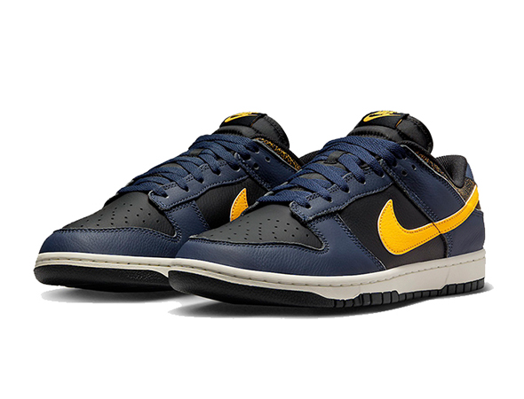 Nike Dunk Low Vintage “Michigan”