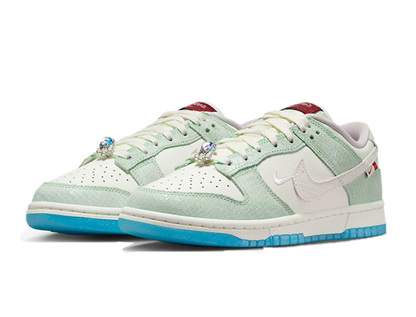 Nike Dunk Low LX Just Do It 