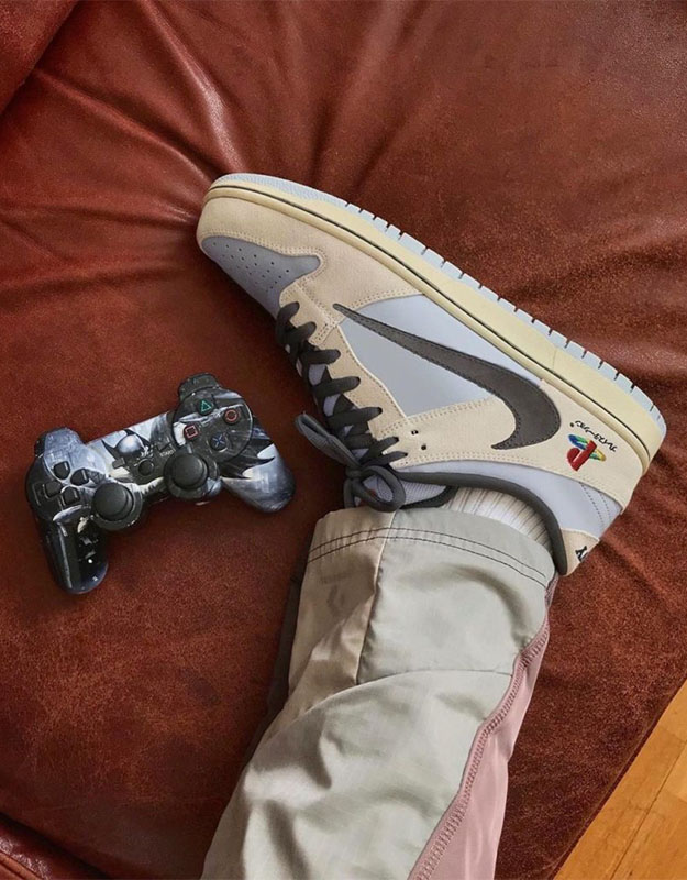 animation Voluntary disinfectant Best Fake Travis Scott PlayStation Dunks "PS5" For Sale | SbDunk.org