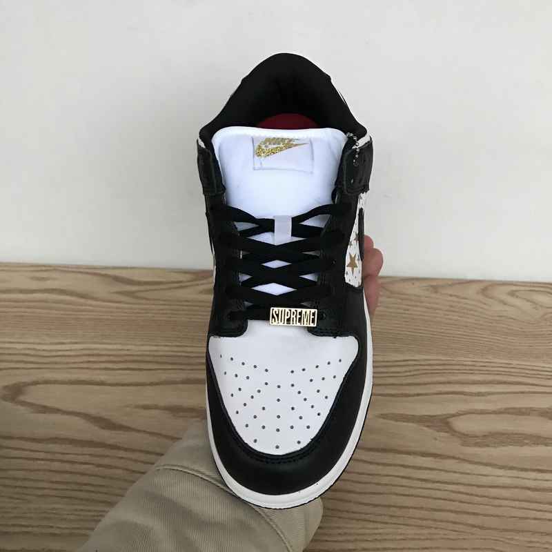 supreme dunk replica
